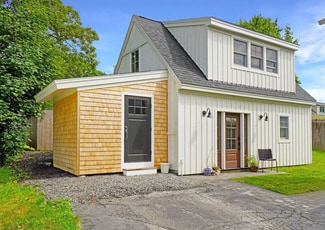 16 Grand St, South Portland, ME 04106