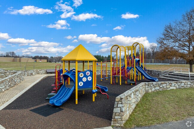 The playground at Hammond Park is located conveniently close to Hammond Middle School.