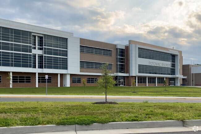 Potomac Shores Middle School