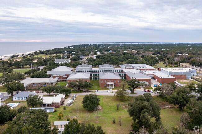 Pass Christian Elementary School has an A- grade from Niche for its academics.