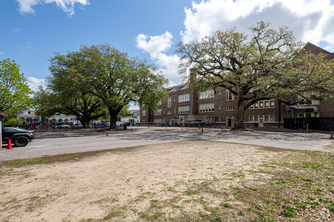 Benjamin Franklin Elementary is under Legacy of Excellence, Inc.