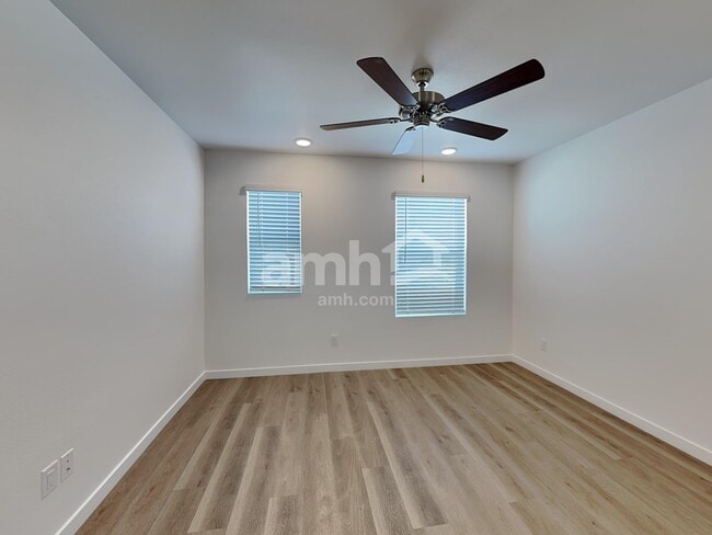 354 N Addison Way, Aurora, CO 80018 - photo 7