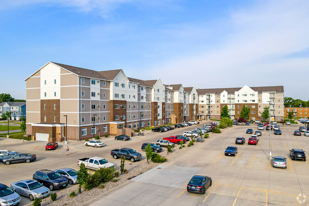 Lock in Your 2026 Rate Now at TLofts!