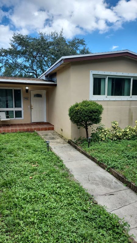 948 SW 49th Terrace, Plantation, FL 33317