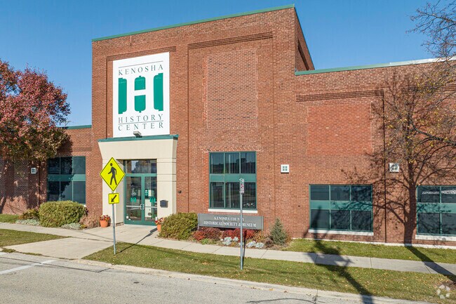 Kenosha History Center offers a beautiful display showcasing its rich history of Lincoln Park.