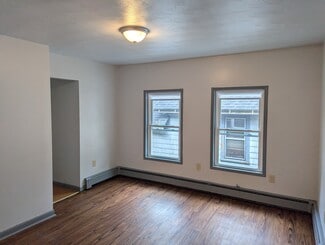 250 Locust St, Meadville, PA 16335