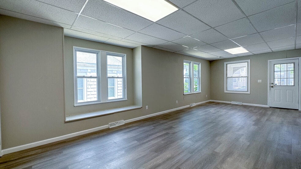 808 E Main St, Millville, NJ 08332 - photo 1