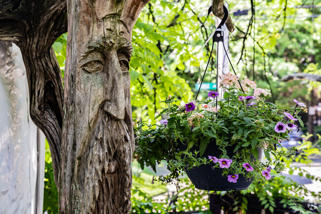 Biddle's Escape is known for its unique outdoor decorations in Kelly West.
