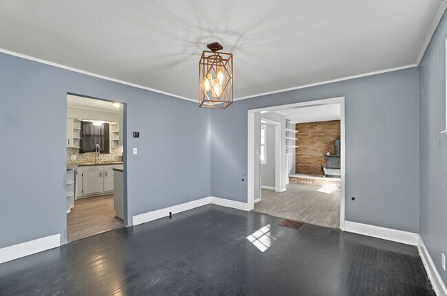 610 Salisbury Rd, Waverly, OH 45690 - photo 5