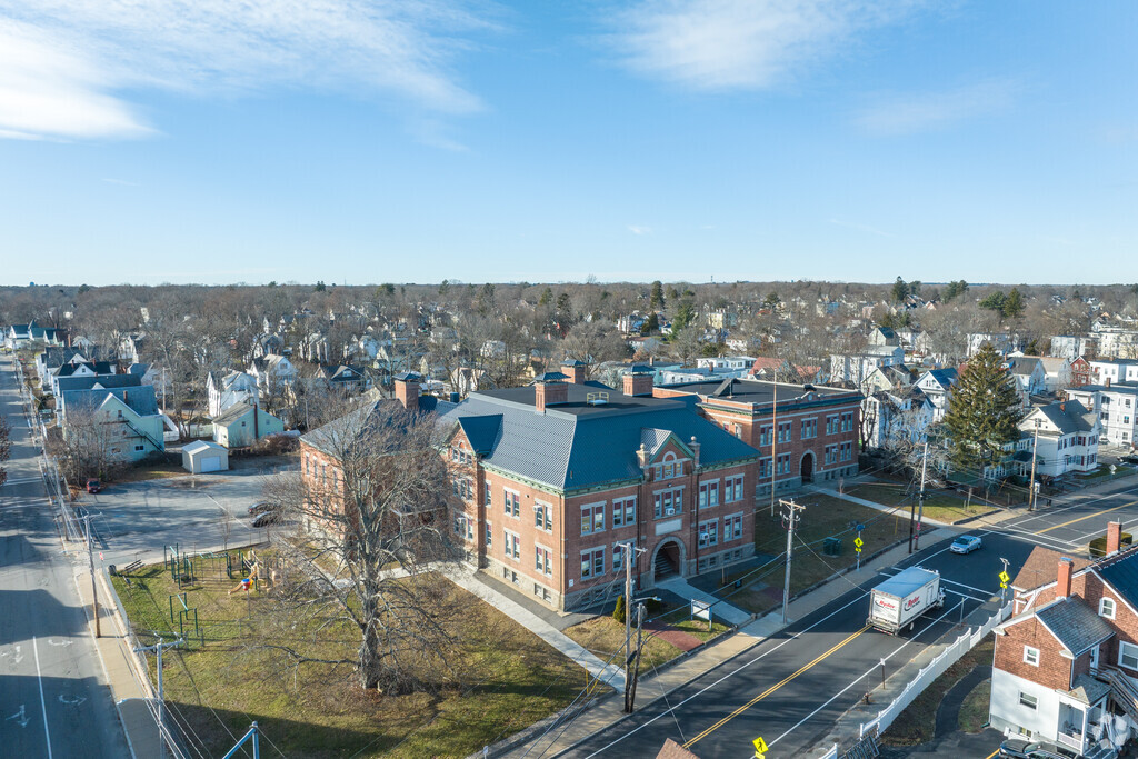 Huntington Elementary School in Brockton received a C- grade from Niche.