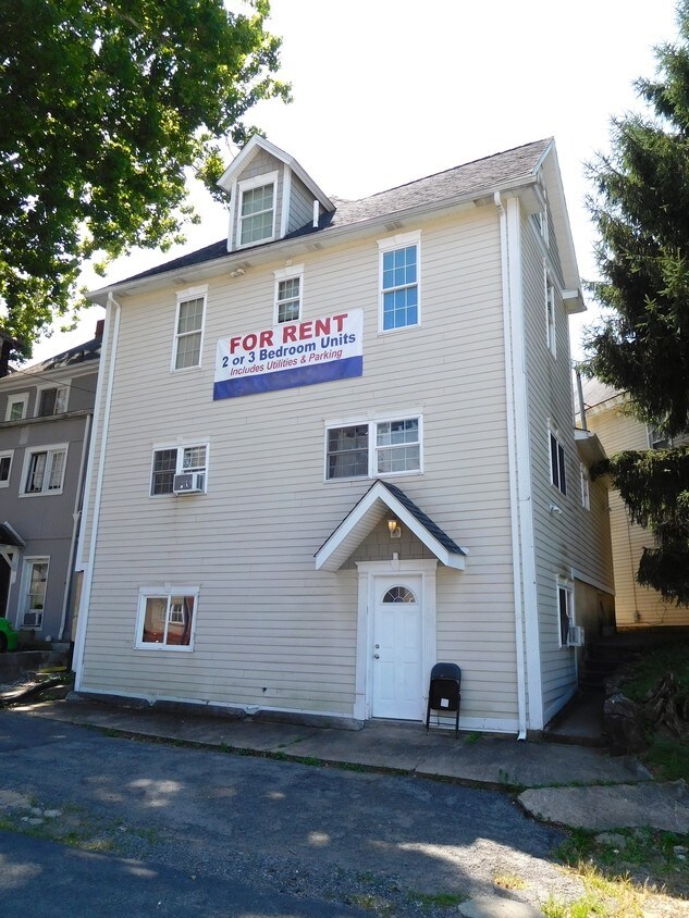 459 Dallas St, Morgantown, WV 26505