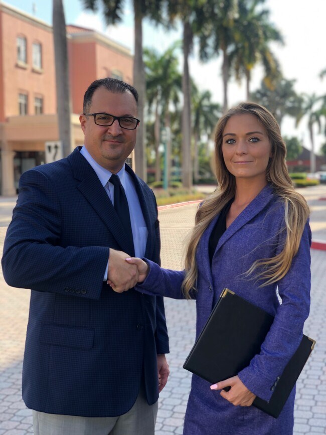 Agent Photo