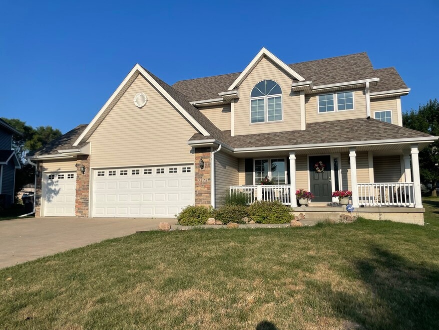 5212 SE 31st St, Des Moines, IA 50320 - photo 1