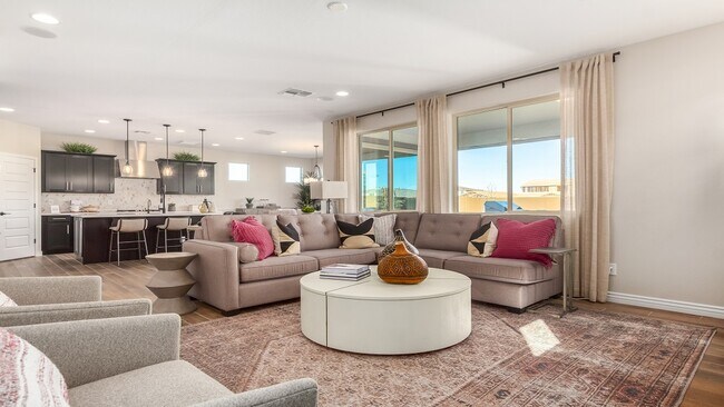 5062 N 88th Dr, Glendale, AZ 85305 - photo 7