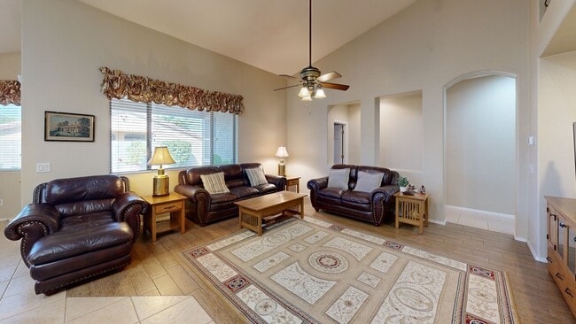 8762 W Myrtle Ave, Glendale, AZ 85305 - photo 3