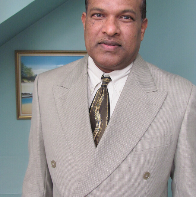 Agent Photo