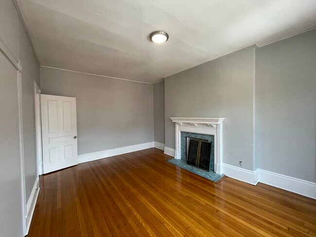 11 Park St unit 6, Brookline, MA 02446 - photo 3