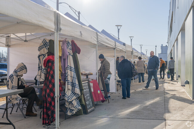 Norman Farm Market offers fresh local produce for Southeast Norman locals.