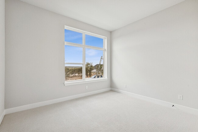 1913 Morning Mist Dr, Georgetown, TX 78628 - photo 7