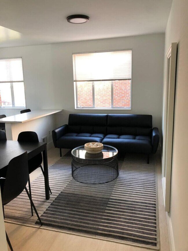 4206 Washington Blvd Unit ID1267836P, Arlington, VA 22201