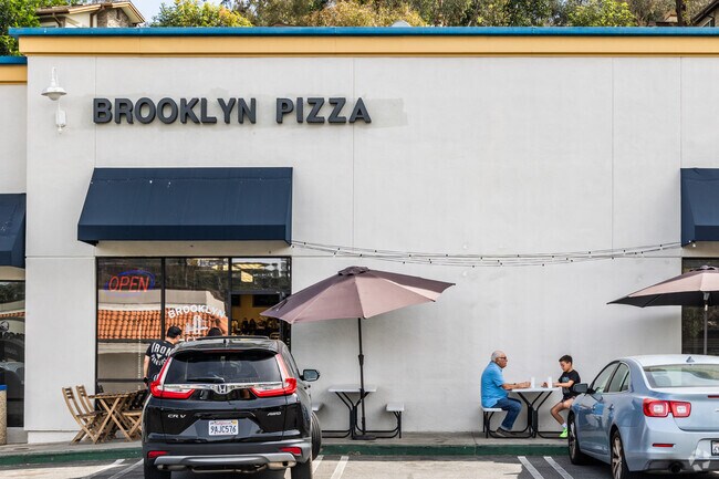 Brooklyn City Pizzeria & Market has authentic slices which are extremely popular with Niguel Summit locals.