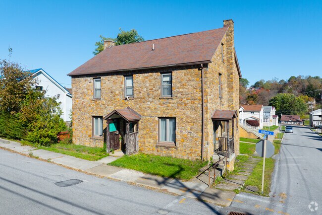 Nanty-Glo, features historic stone houses that add character to the neighborhood.