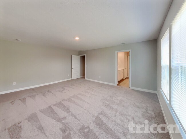 4628 W Mineral Ln, New Palestine, IN 46163 - photo 7