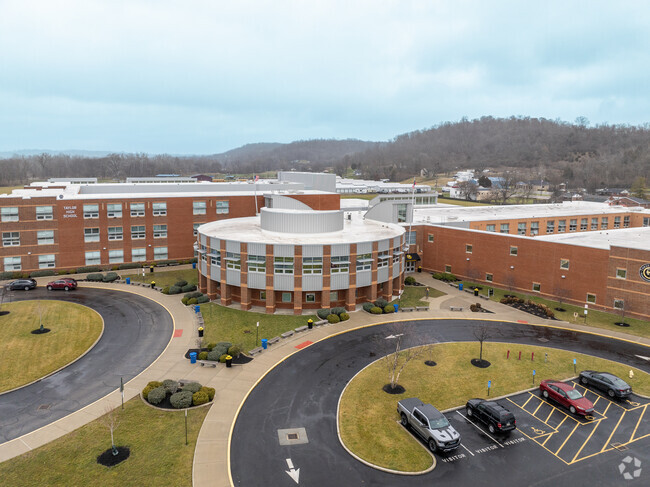 Taylor High School
Public High School
Cleves, Cleves OH