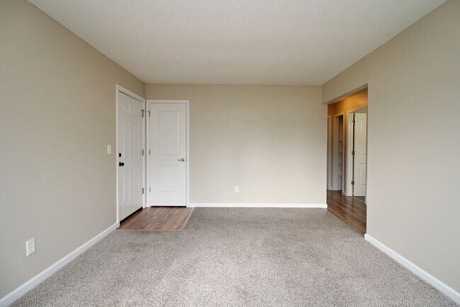 4609-4609 NE Killingsworth St unit 4609 - 12, Portland, OR 97218 - photo 5