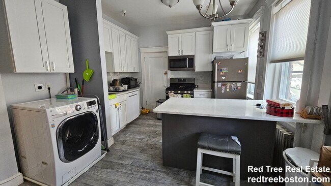 76 Strathmore Rd, Brighton, MA 02135 - photo 2