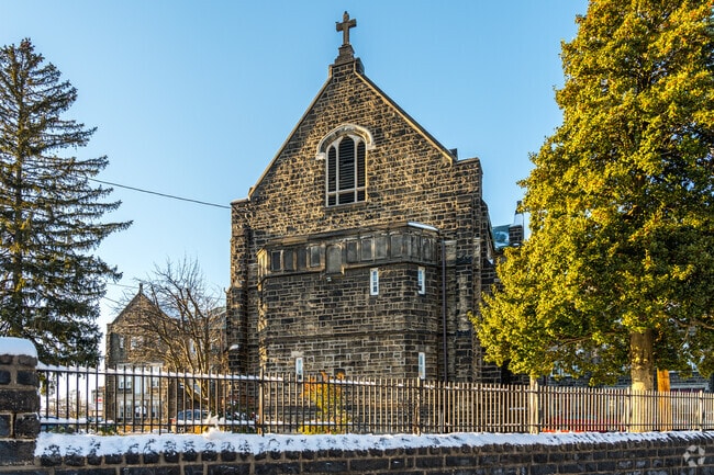 Mercy CTHS, where education meets innovation.