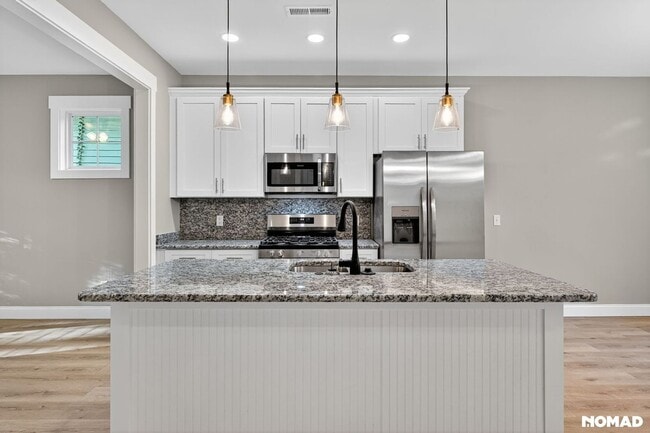 1307 S 4th St, Wilmington, NC 28401 - photo 3