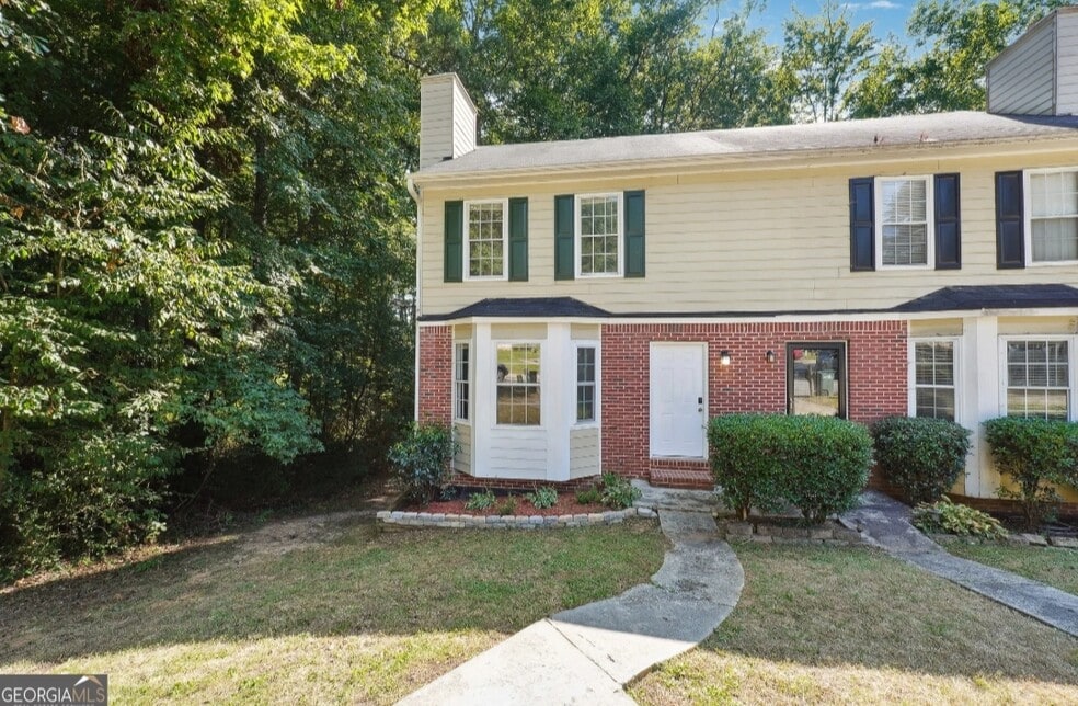Front of Townhome