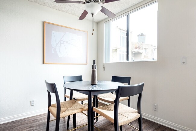 6700 Warner Ave unit FL1-ID4995A, Huntington Beach, CA 92647 - photo 4