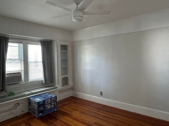 104 W Quincy St unit 1, Somerville, MA 02144 - photo 5