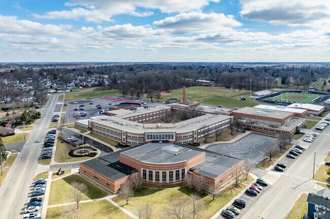 Grant Middle School in Marion, Ohio is rated C-minus by Niche.