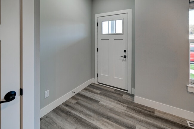 4783 Suelo Rd, Fitchburg, WI 53711 - photo 3