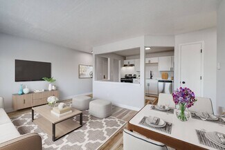 6514 Chaffee Rd, Des Moines, IA 50315