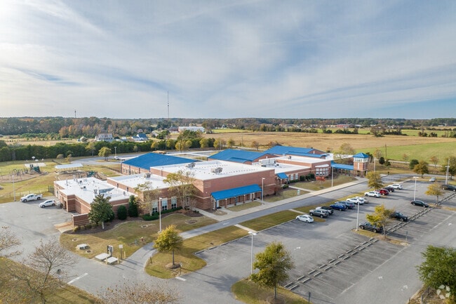 Jarvisburg Elementary has about 250 students and a student to teacher ratio of 14:1.