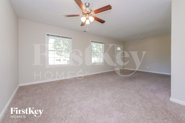 873 White Oak Dr, Forest Park, GA 30297 - photo 2