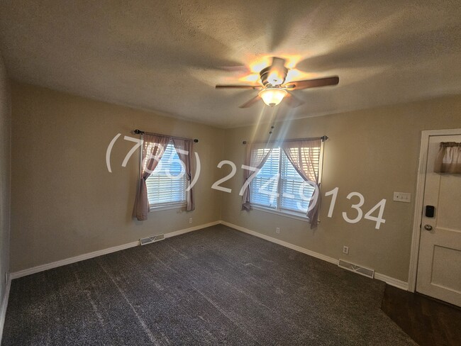 859 S 10th St, Salina, KS 67401 - photo 5