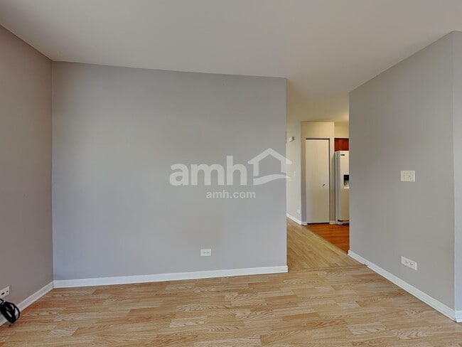 2797 Sorrel Row, Lake In the Hills, IL 60156 - photo 5