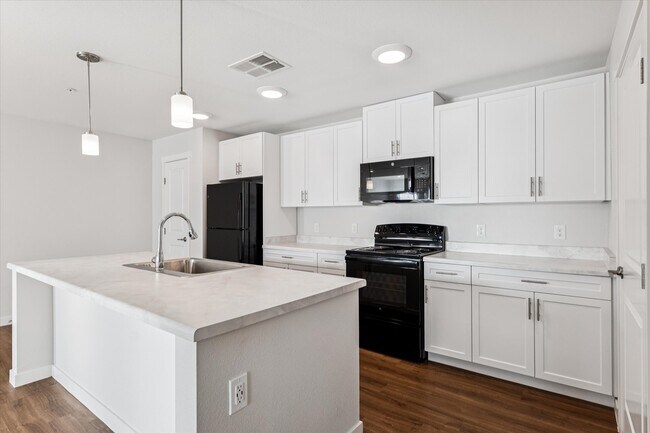 Unity at Glendale, Glendale, AZ 85301 - photo 2