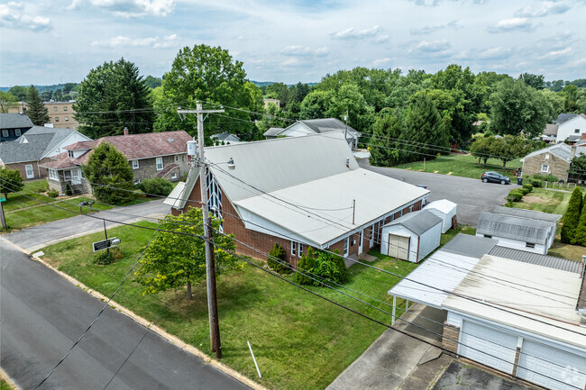 Residents in Morgantown looking for a Christian school can choose Adventist Christian School.