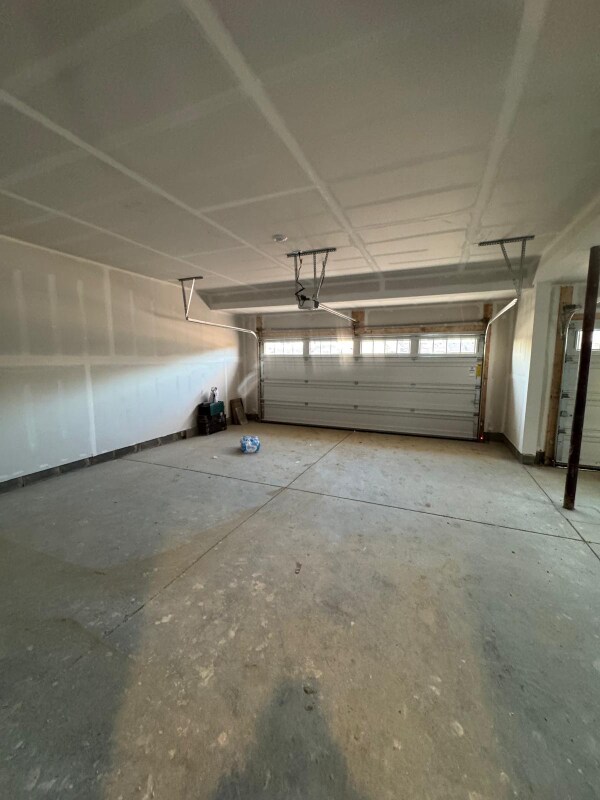 7535 Allesley Dr, Avon, IN 46123