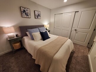 4759-4779 Lynwood Center Rd NE, Bainbridge Island, WA 98110