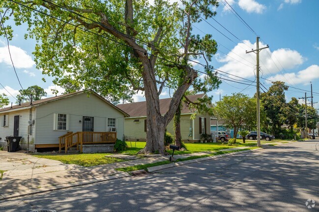 Homes in Plum Orchard are close together and were affected by hurricanes in New Orleans.