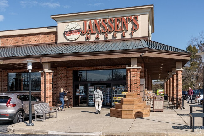Jansen's Market in Montchanin is popular for its selection and personalized service.