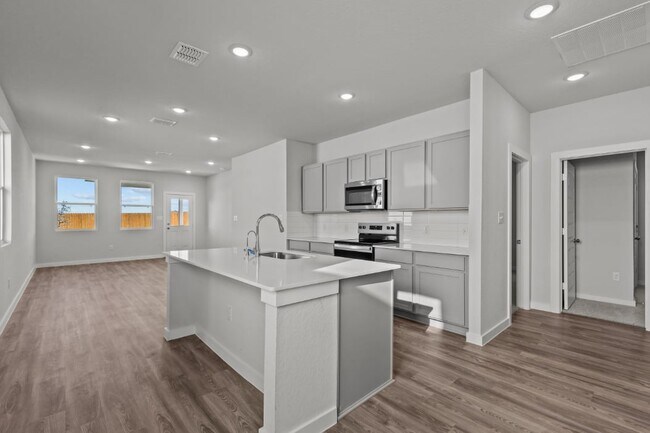 10718 Fairchild Way, San Antonio, TX 78109 - photo 2