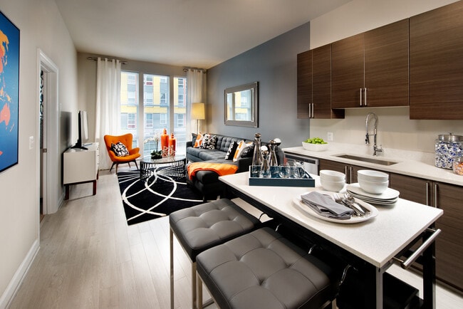 Avalon Dunn Loring, Vienna, VA 22180 - photo 2